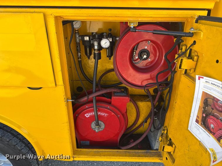 image for item NK9173 2019 Ford F350 Super Duty utility bed pickup truck