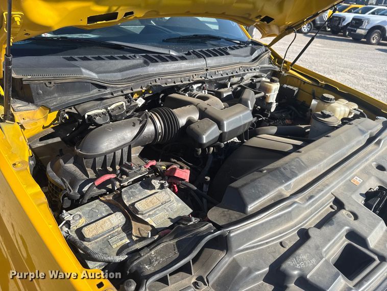 image for item NK9173 2019 Ford F350 Super Duty utility bed pickup truck