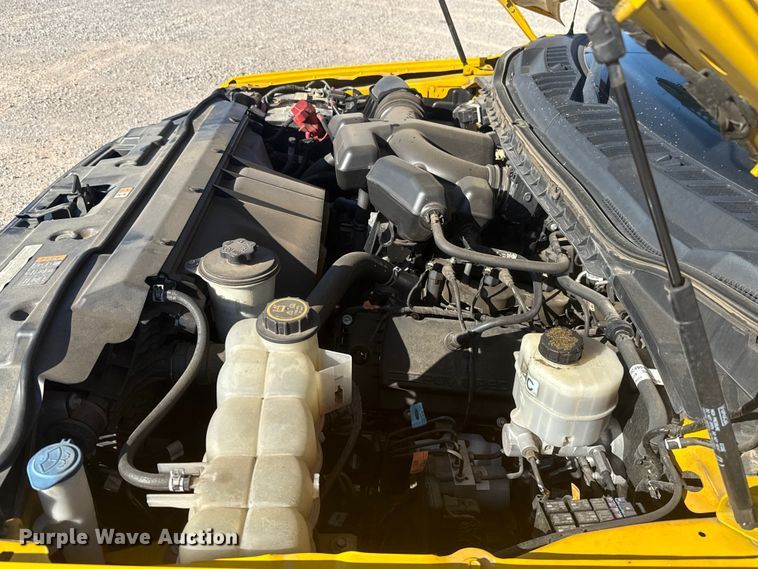 image for item NK9173 2019 Ford F350 Super Duty utility bed pickup truck