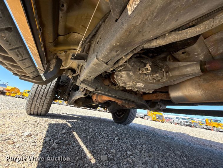 image for item NK9174 2020 Ford F350 Super Duty utility bed pickup truck