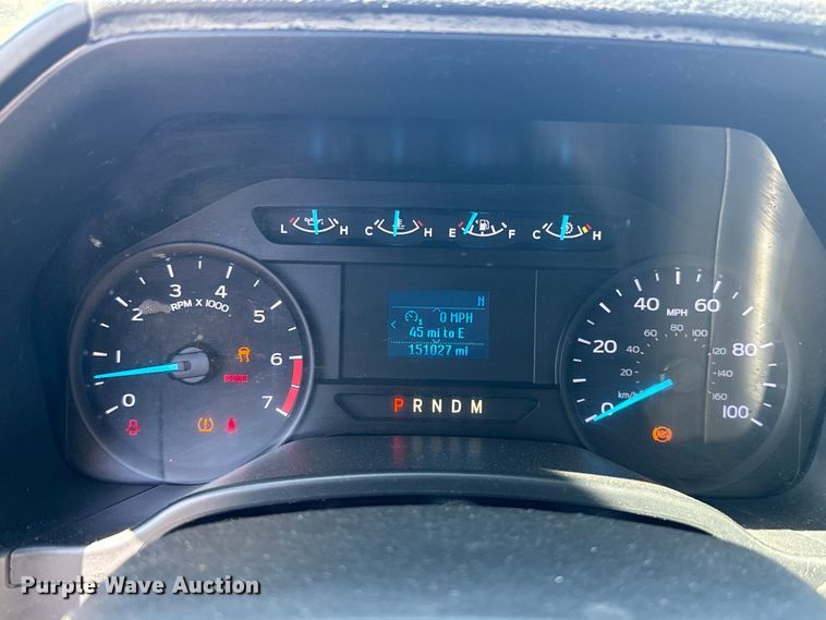 image for item NK9174 2020 Ford F350 Super Duty utility bed pickup truck