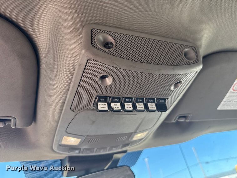 image for item NK9174 2020 Ford F350 Super Duty utility bed pickup truck