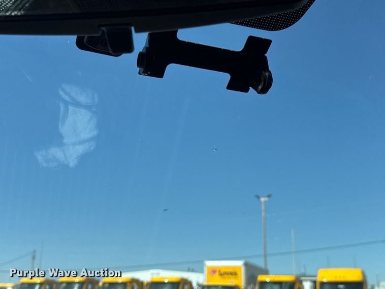 image for item NK9174 2020 Ford F350 Super Duty utility bed pickup truck