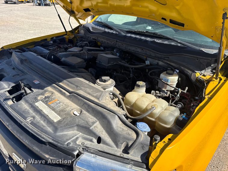 image for item NK9174 2020 Ford F350 Super Duty utility bed pickup truck