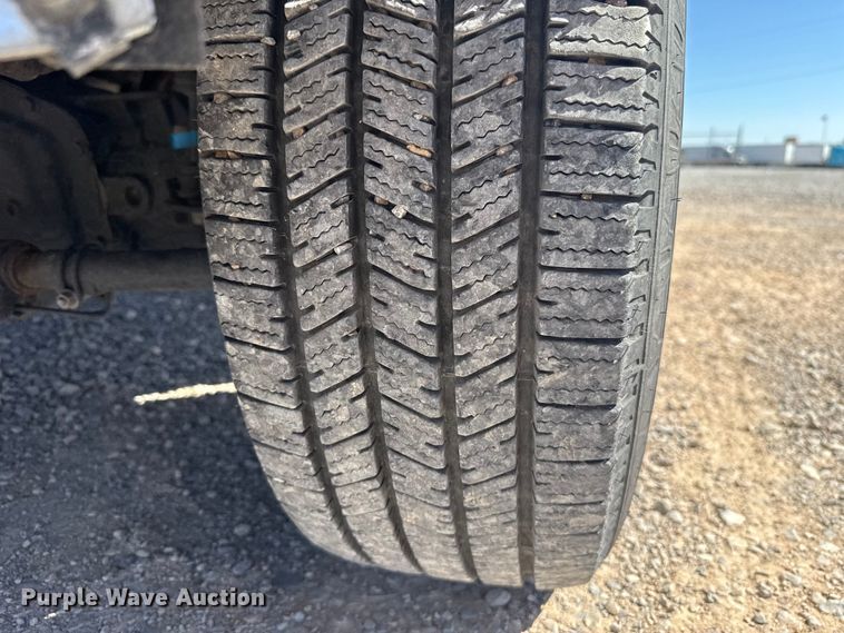 image for item NK9174 2020 Ford F350 Super Duty utility bed pickup truck