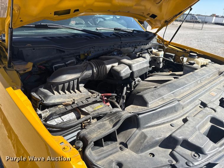 image for item NK9175 2019 Ford F350 Super Duty utility bed pickup truck