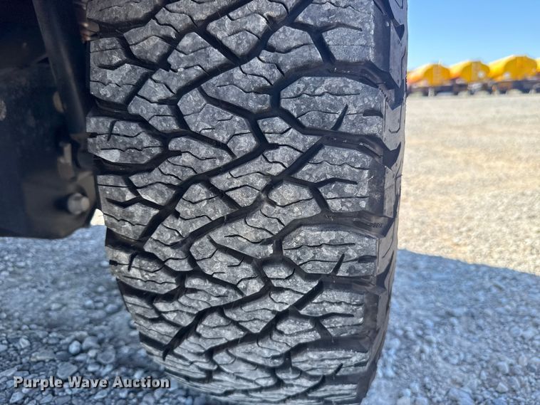 image for item NK9175 2019 Ford F350 Super Duty utility bed pickup truck