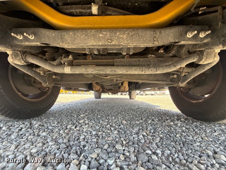 image for item NK9176 2022 Ford F350 Super Duty utility bed pickup truck