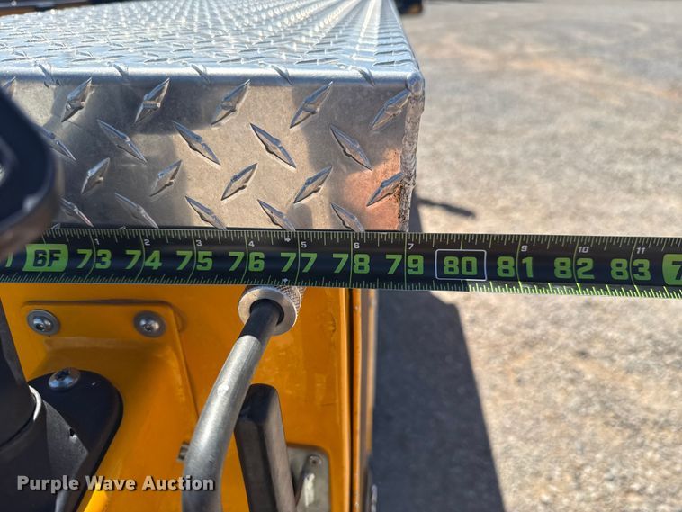 image for item NK9176 2022 Ford F350 Super Duty utility bed pickup truck