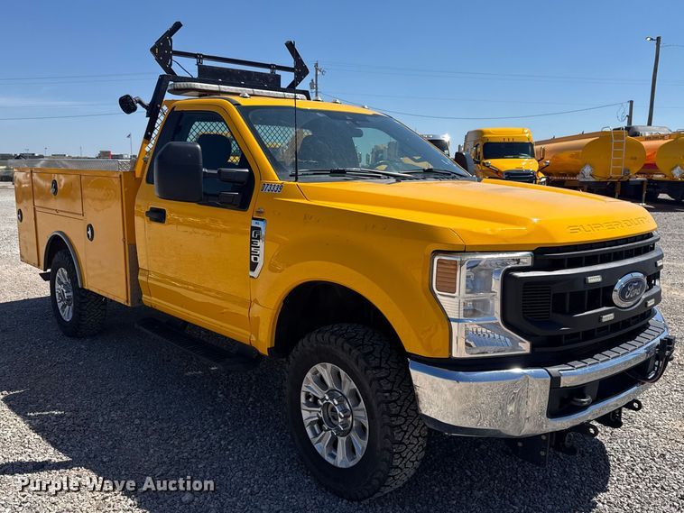 image for item NK9177 2021 Ford F350 Super Duty utility bed pickup truck