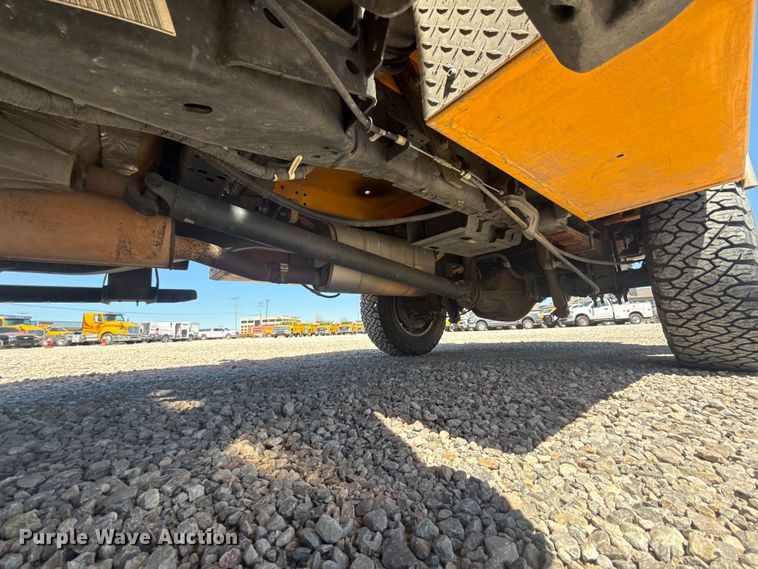 image for item NK9177 2021 Ford F350 Super Duty utility bed pickup truck