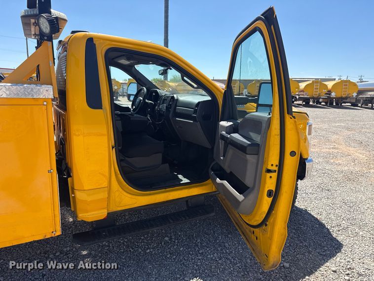 image for item NK9177 2021 Ford F350 Super Duty utility bed pickup truck