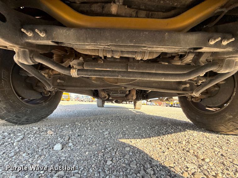 image for item NK9178 2022 Ford F350 Super Duty utility bed pickup truck