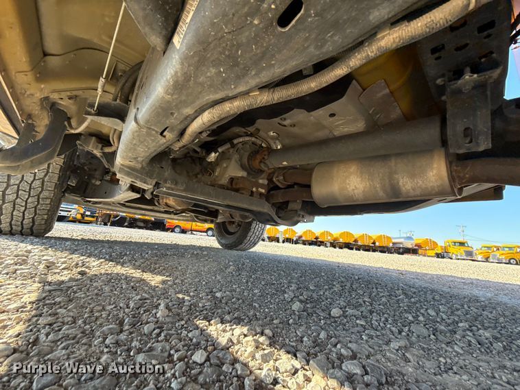 image for item NK9178 2022 Ford F350 Super Duty utility bed pickup truck