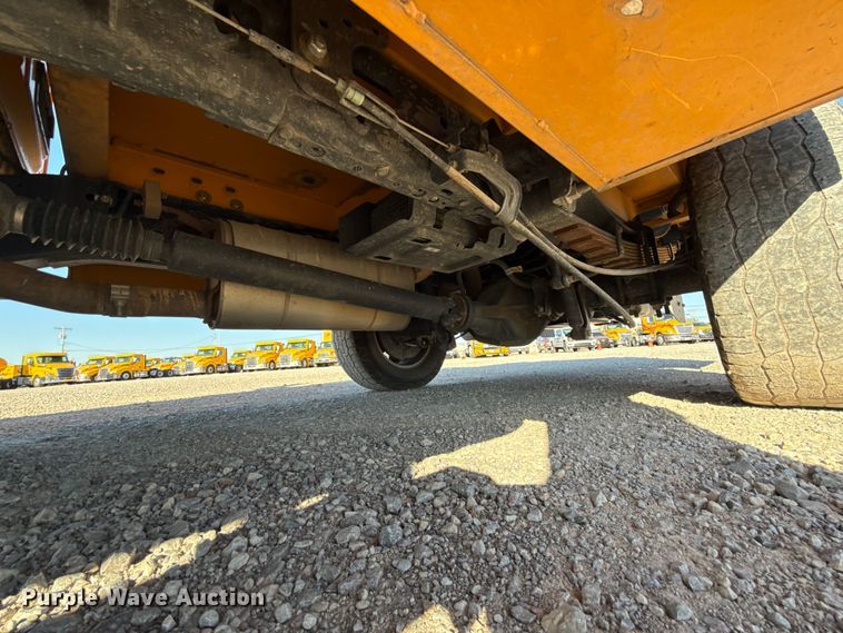 image for item NK9178 2022 Ford F350 Super Duty utility bed pickup truck