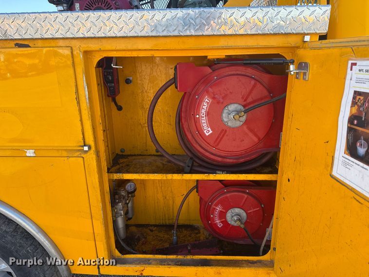 image for item NK9178 2022 Ford F350 Super Duty utility bed pickup truck