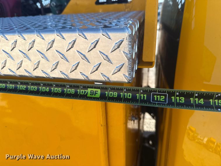 image for item NK9178 2022 Ford F350 Super Duty utility bed pickup truck