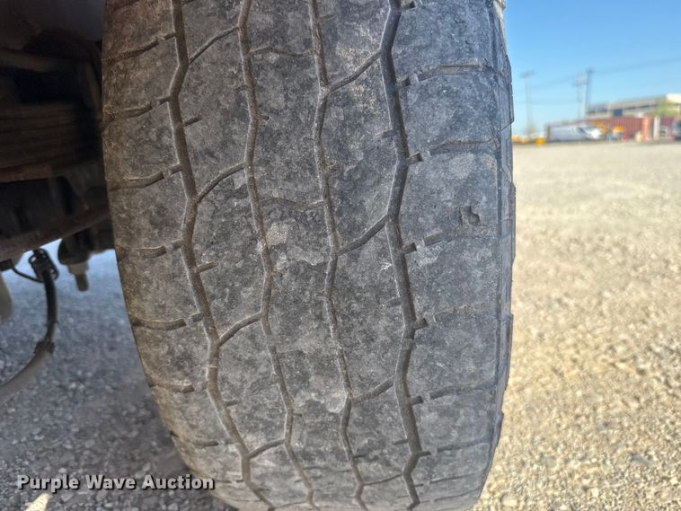 image for item NK9178 2022 Ford F350 Super Duty utility bed pickup truck