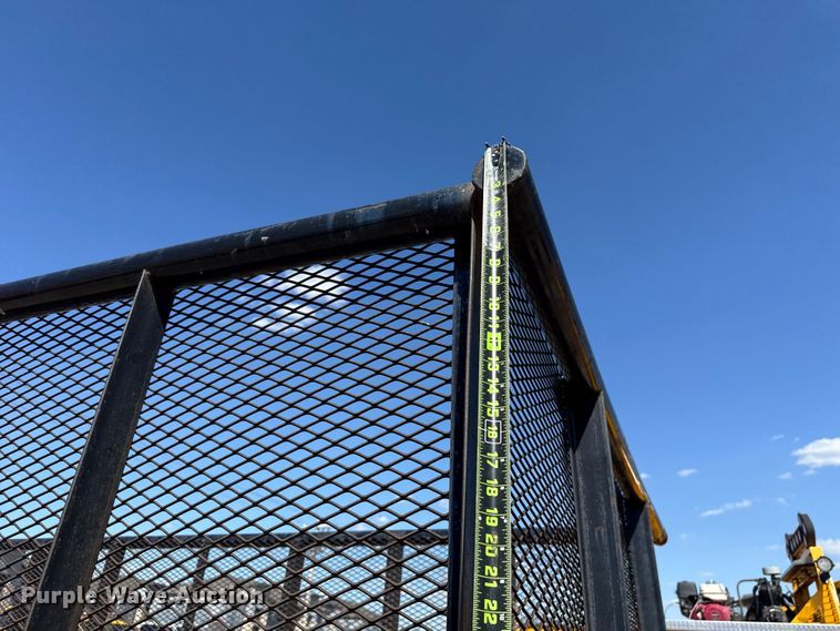 image for item NK9183 2017 C&M Trailers utility trailer