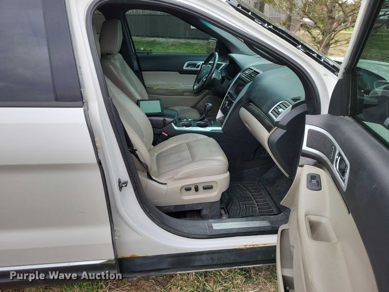image for item NK9962 2011 Ford Explorer SUV