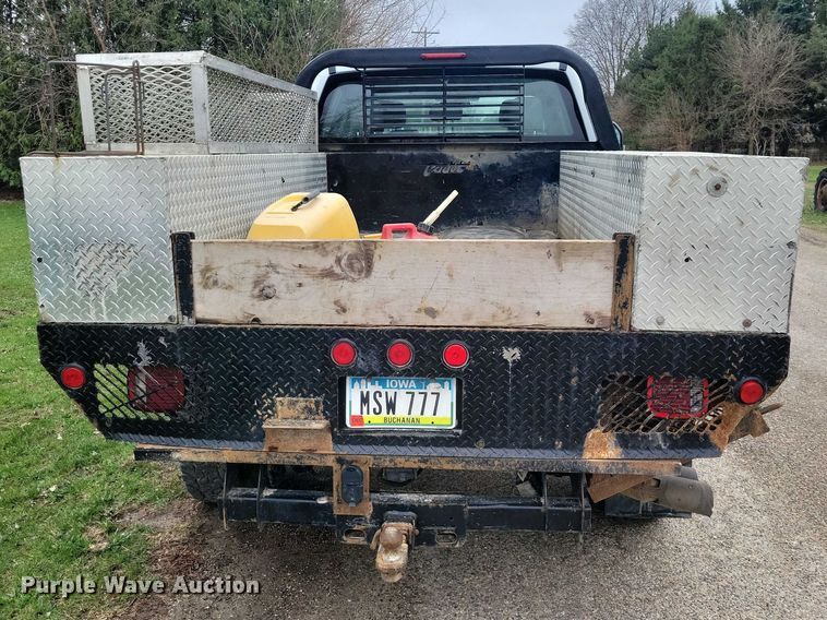 image for item NK9968 2018 Ford F250 Super Duty XL Crew Cab flatbed pickup truck