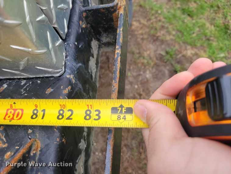 image for item NK9968 2018 Ford F250 Super Duty XL Crew Cab flatbed pickup truck