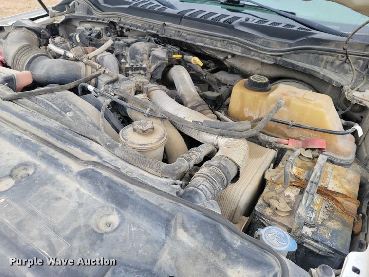 image for item NK9968 2018 Ford F250 Super Duty XL Crew Cab flatbed pickup truck