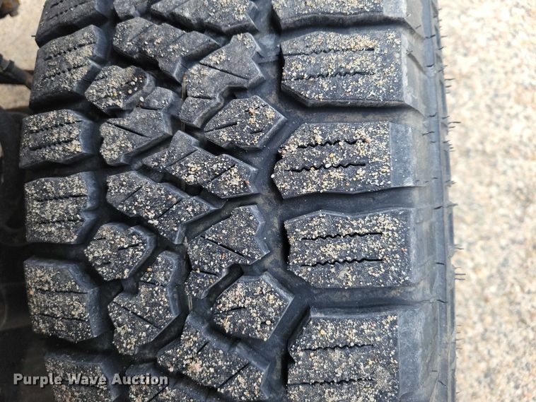 image for item NK9968 2018 Ford F250 Super Duty XL Crew Cab flatbed pickup truck