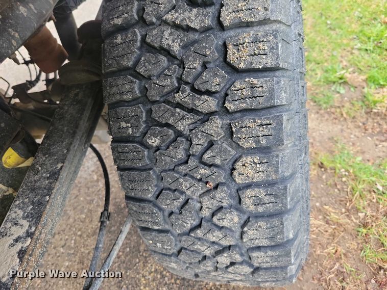 image for item NK9968 2018 Ford F250 Super Duty XL Crew Cab flatbed pickup truck