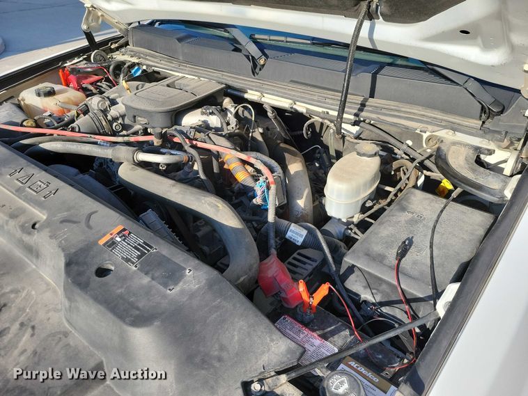 image for item NK9989 2011 Chevrolet Silverado 3500HD pickup truck cab and chassis