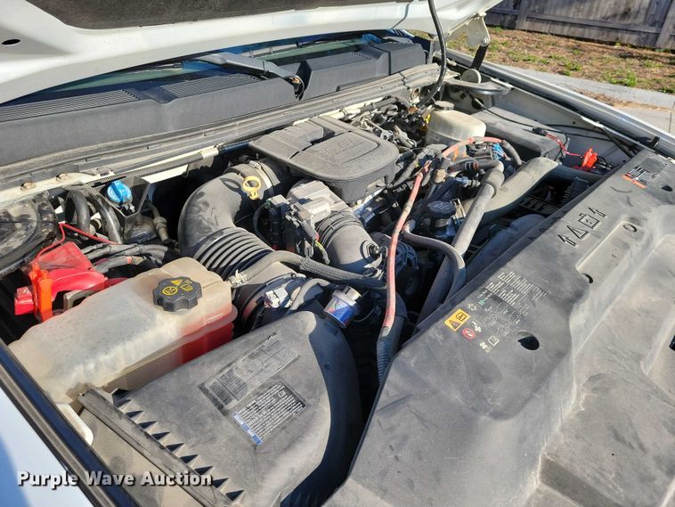 image for item NK9989 2011 Chevrolet Silverado 3500HD pickup truck cab and chassis