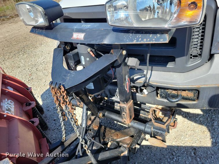 image for item NK9990 2005 Ford F350 Super Duty flatbed pickup truck