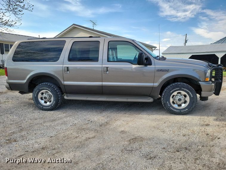 image for item NK9996 2003 Ford Excursion SUV