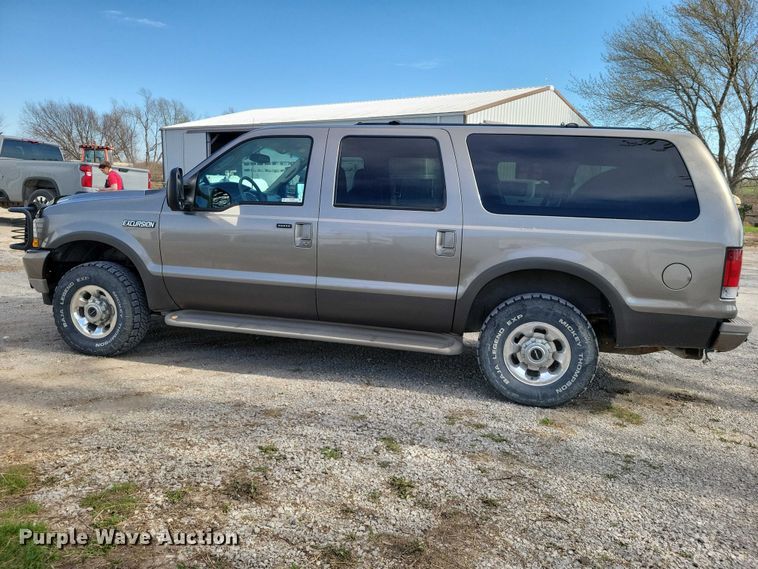 image for item NK9996 2003 Ford Excursion SUV