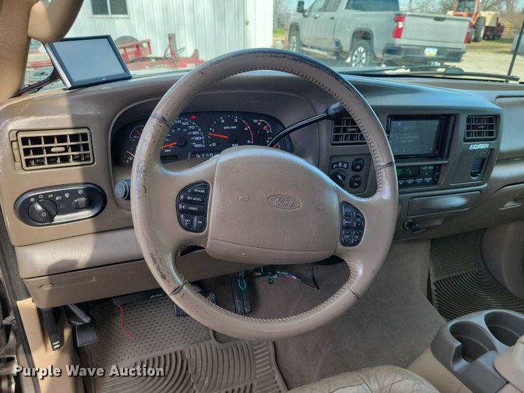 image for item NK9996 2003 Ford Excursion SUV