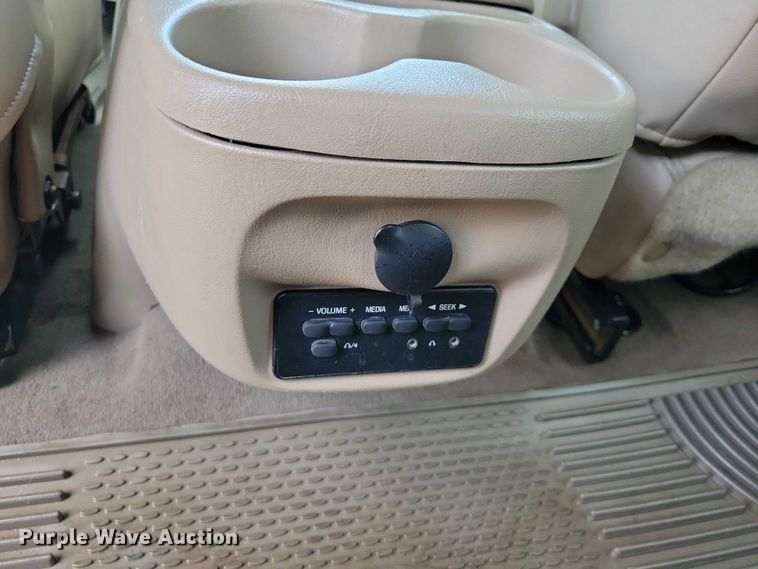 image for item NK9996 2003 Ford Excursion SUV