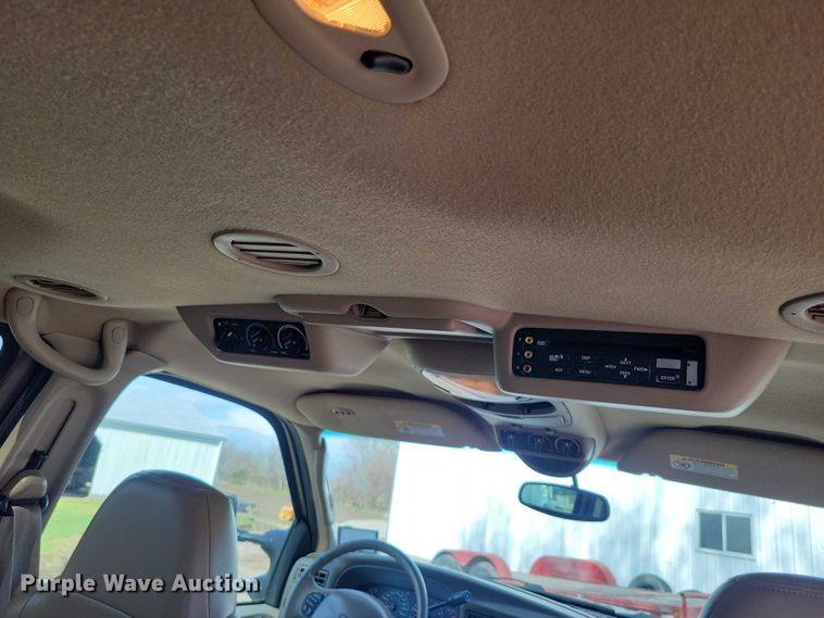image for item NK9996 2003 Ford Excursion SUV