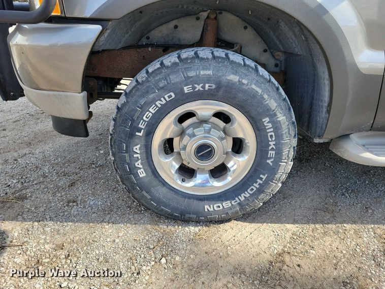 image for item NK9996 2003 Ford Excursion SUV