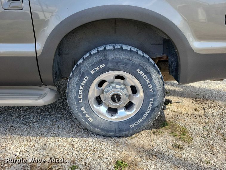 image for item NK9996 2003 Ford Excursion SUV