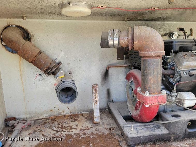 image for item NK9999 1992 Chevrolet  Kodiak water truck