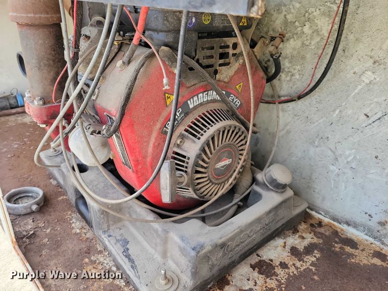 image for item NK9999 1992 Chevrolet  Kodiak water truck