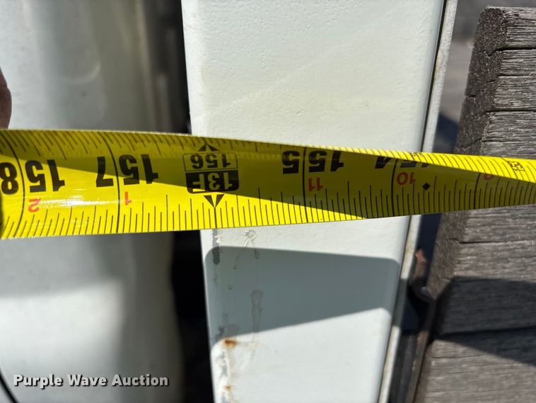 image for item YA2156 2006 Ford F650 Super Duty flatbed truck