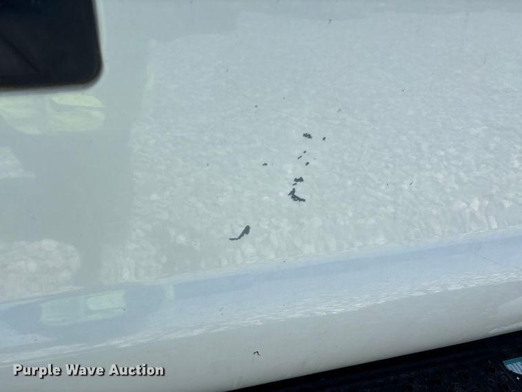 image for item YA2156 2006 Ford F650 Super Duty flatbed truck