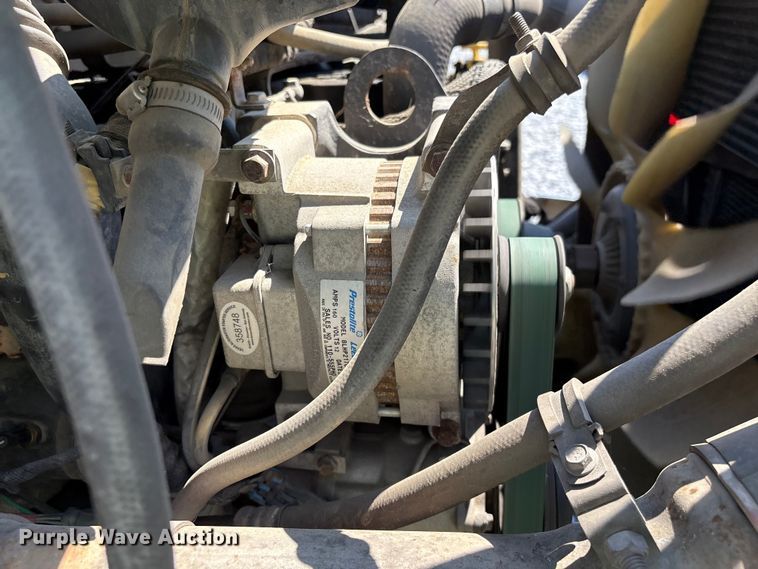 image for item YA2156 2006 Ford F650 Super Duty flatbed truck