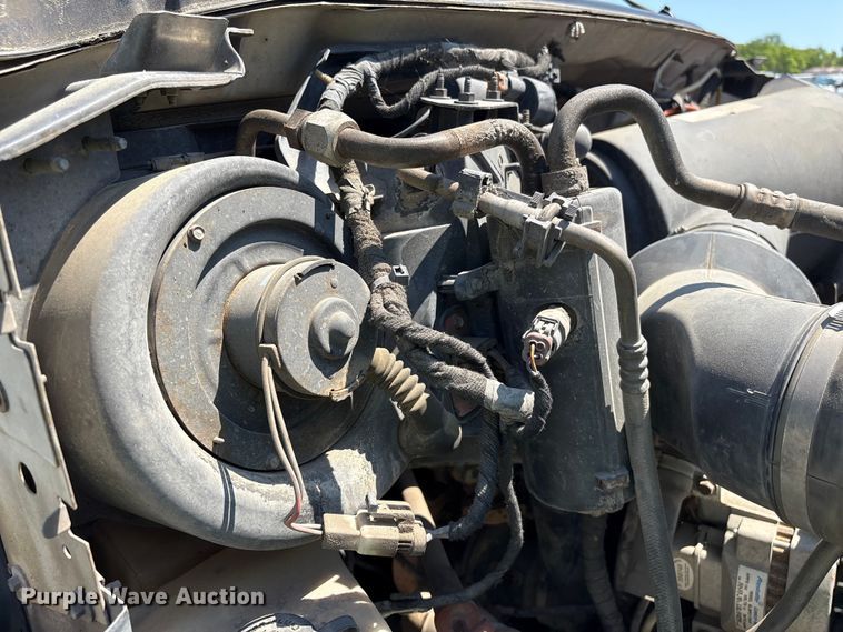 image for item YA2156 2006 Ford F650 Super Duty flatbed truck