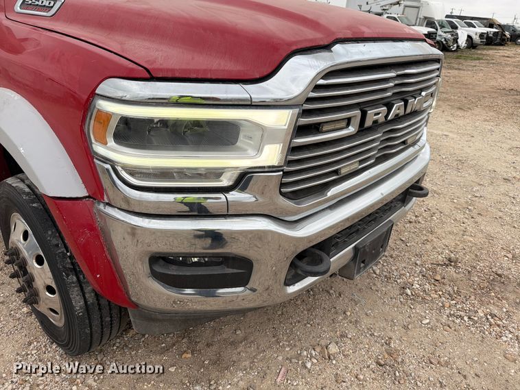 image for item YA2466 2021 RAM 5500 Crew Cab tow truck