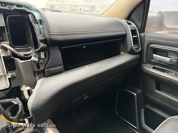 image for item YA2466 2021 RAM 5500 Crew Cab tow truck