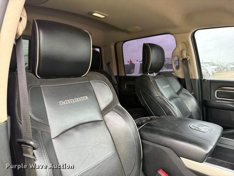 image for item YA2466 2021 RAM 5500 Crew Cab tow truck