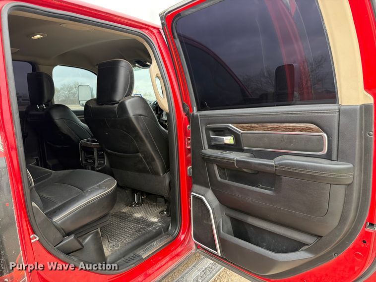 image for item YA2466 2021 RAM 5500 Crew Cab tow truck