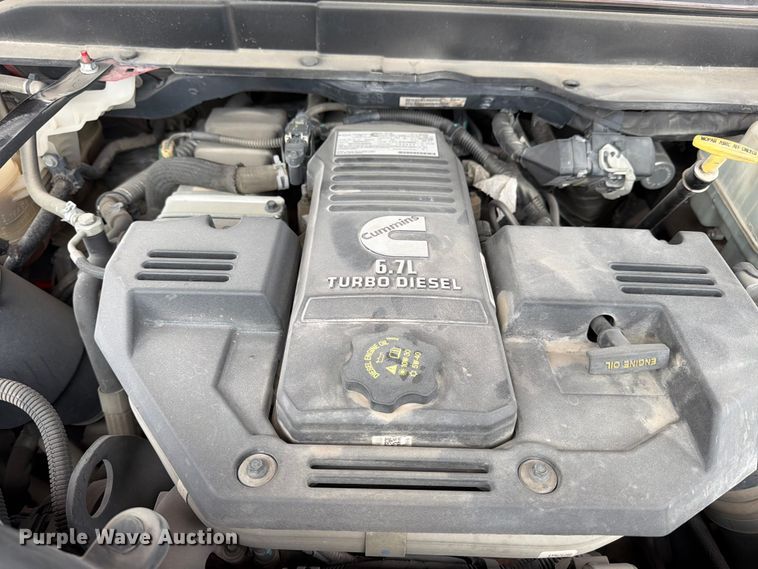 image for item YA2466 2021 RAM 5500 Crew Cab tow truck